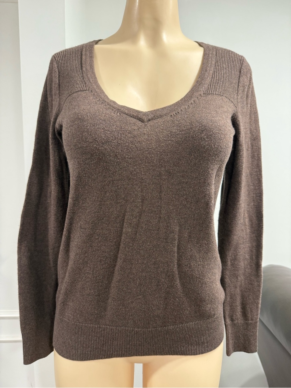 Eddie Bauer Brown V-Neck Knit Sweater